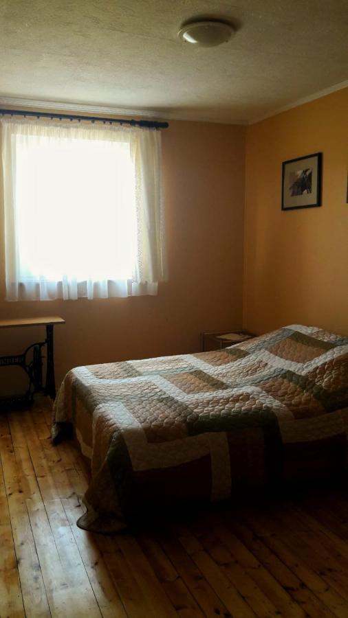 Viesu Nams Klanas Engure Exterior foto
